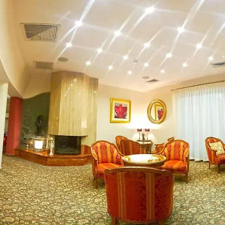 Готель Amaryllis 4*