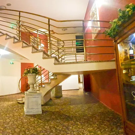 Hotel Amaryllis 4*