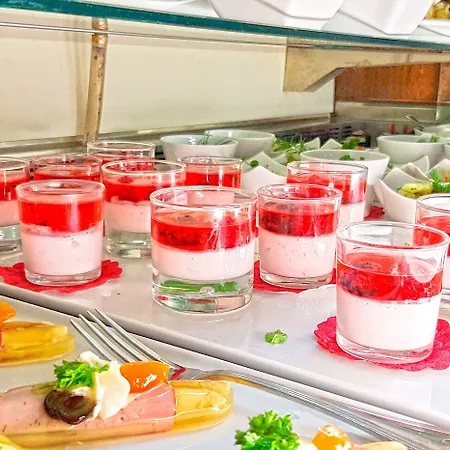 Amaryllis 4* Сважендз