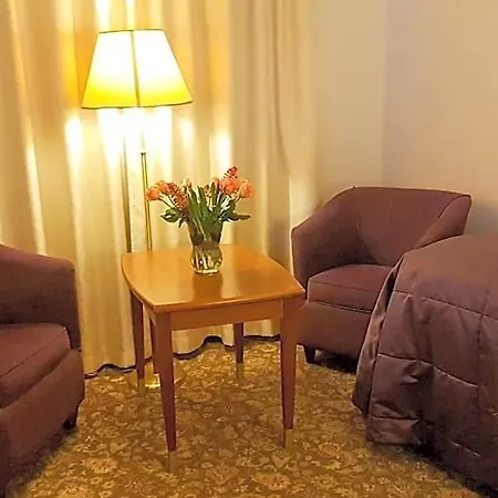 Hotel Amaryllis Swarzedz