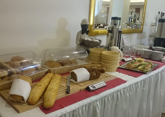 Amaryllis Hotel Swarzedz